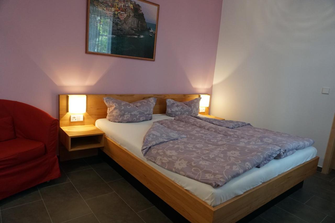Hotel - Ristorante La Grotta Speyer Buitenkant foto